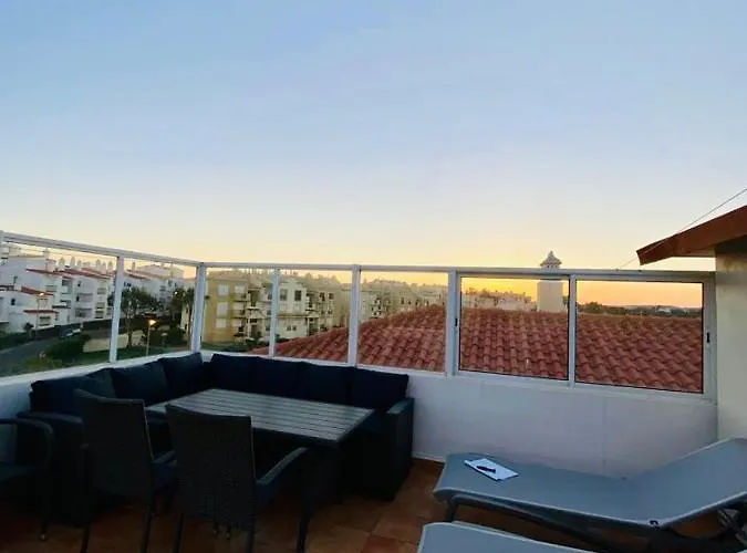 Penthouse T2 Pool Terrace Time * Albufeira
