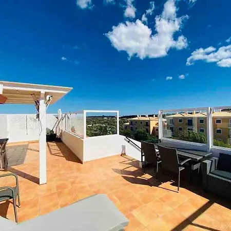 Penthouse T2 Pool Terrace Time Apartment