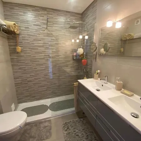 Penthouse T2 Pool Terrace Time Apartment