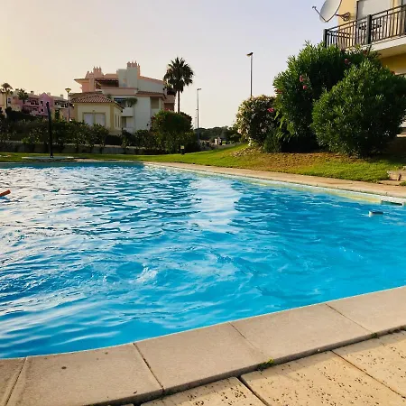 Apartmán Penthouse T2 Pool Terrace Time *